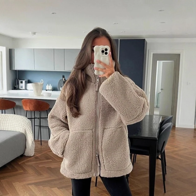 

Осень/зима 202, однотонная повседневная флисовая куртка на молнии с дизайнерским стильным свитером для элегантной офисной одежды