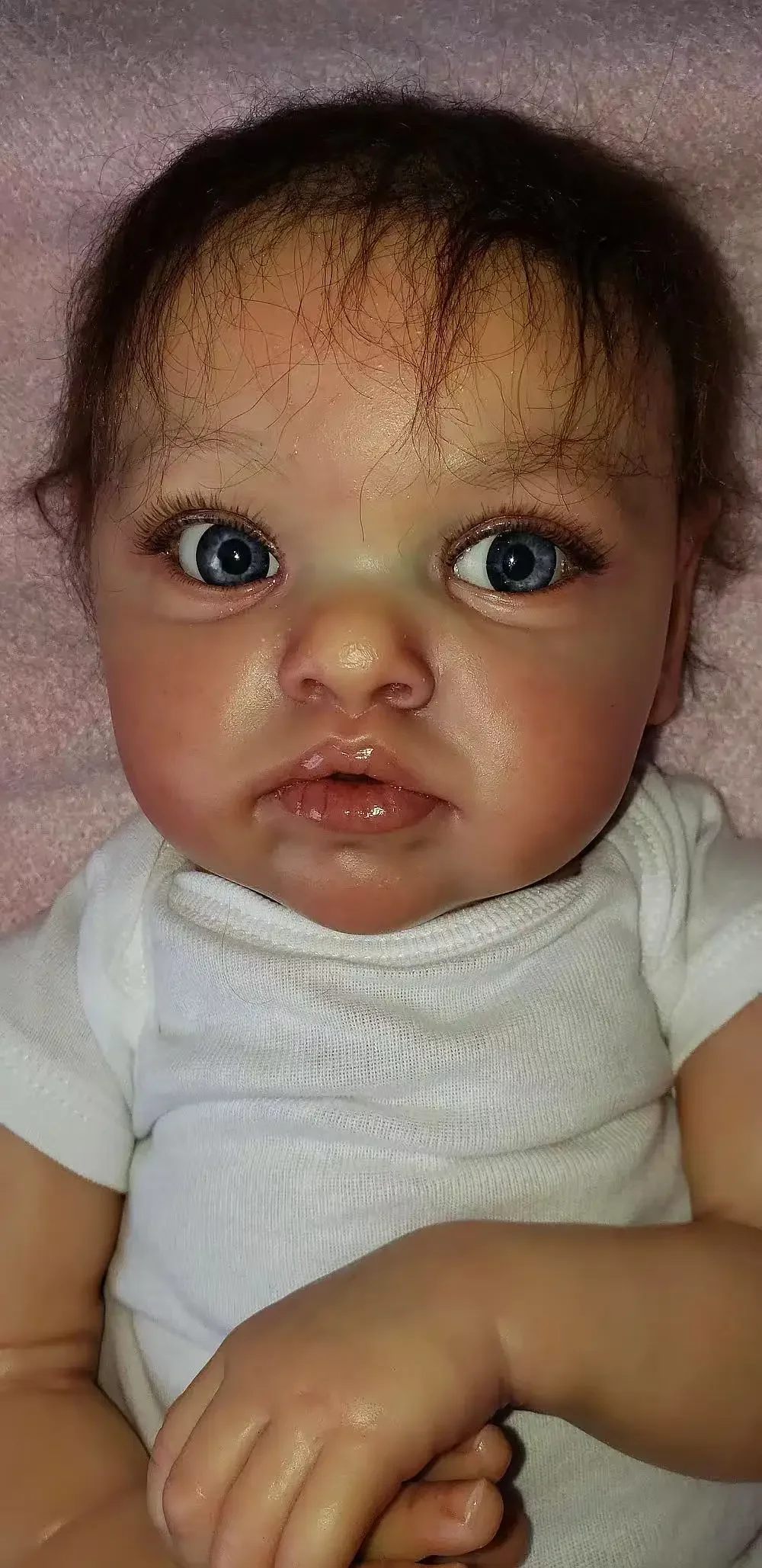 EGO, suministro limitado personalizado, Chantal de bebé Reborn de 22 pulgadas con pelo enraizado a mano, muñeca ya terminada con diferentes vestidos