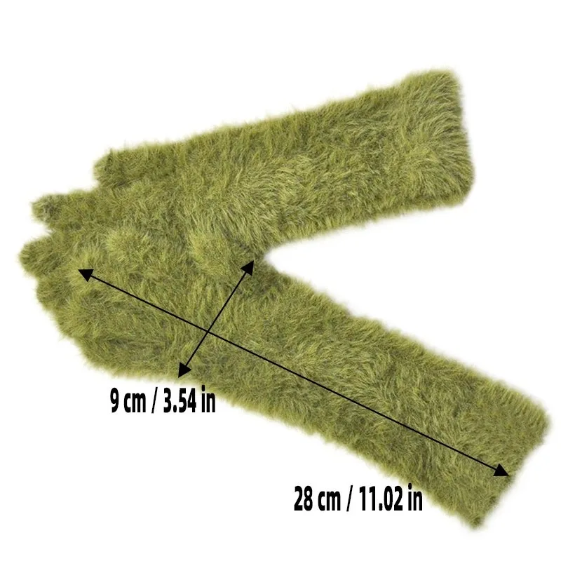 Women\'s Touch Screen Open Gloves in Autumn and Winter Long Cuff Hair Plush Gloves Green