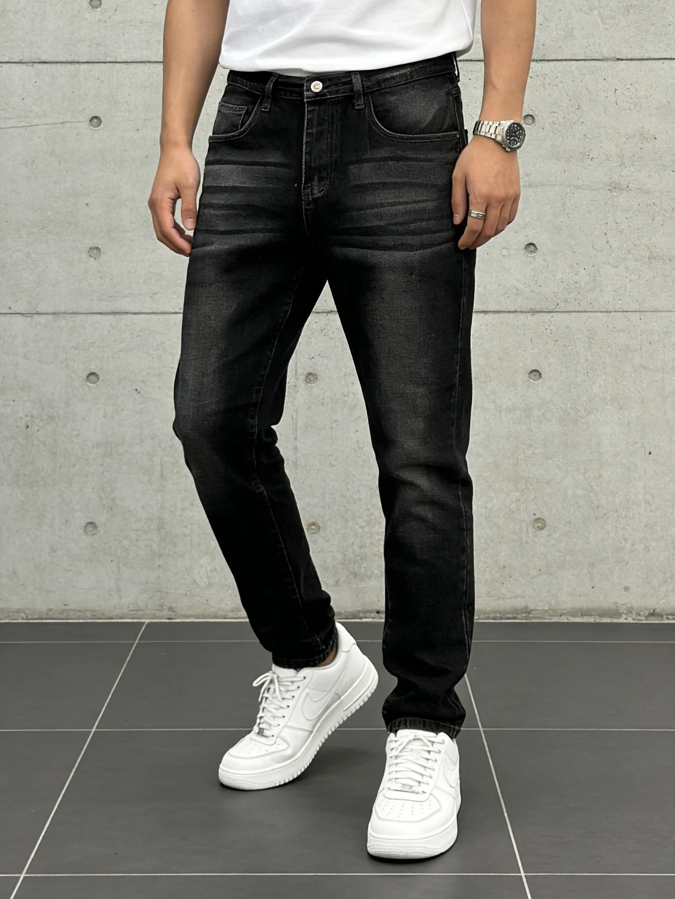 

Classic Black Y2K Drip Men's Original Slim Jeans Pants Daily Wear Denim No accessories or belts included