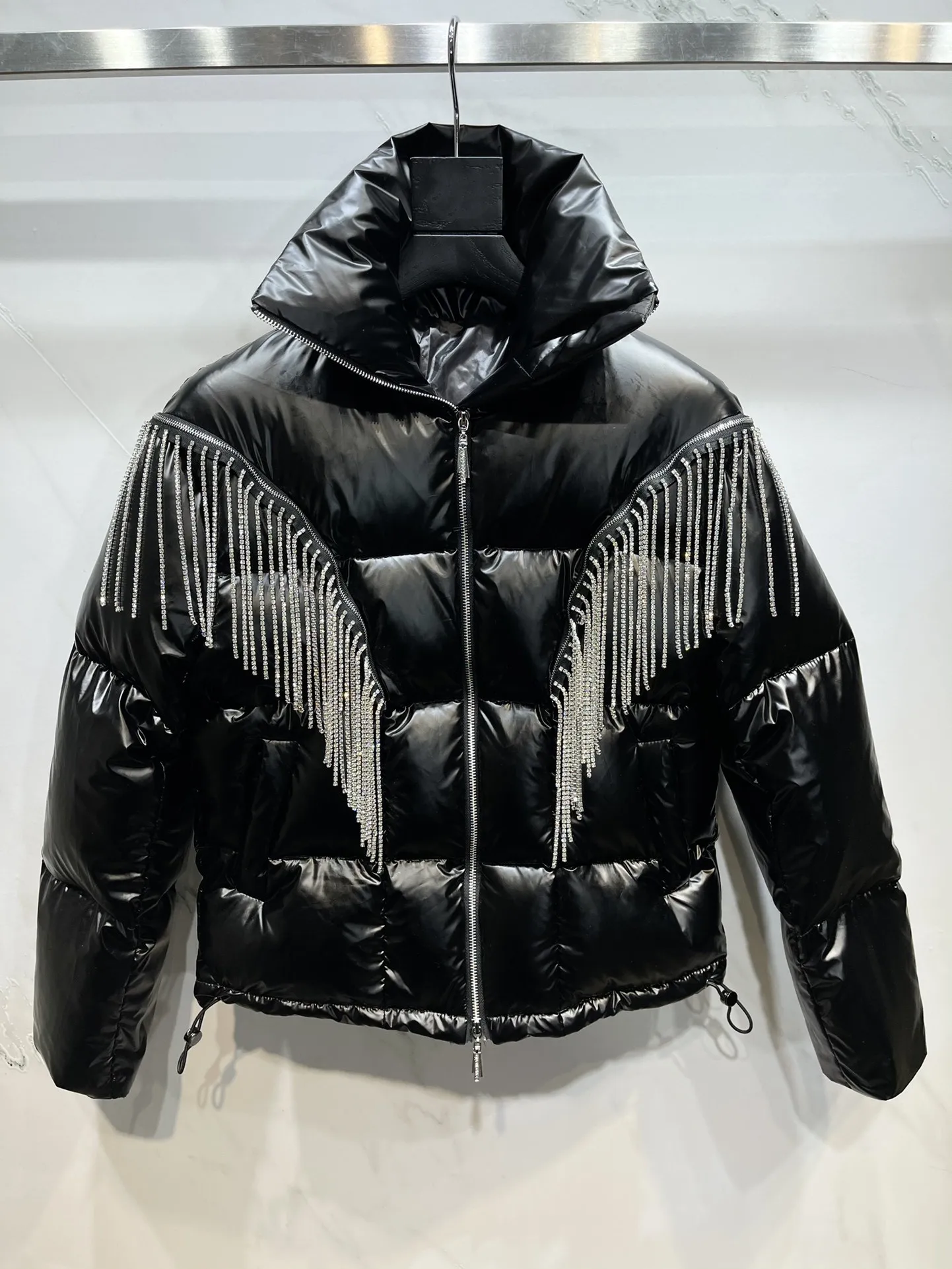 

2025 Women's Clothing Tassel Diamond Chain Warm Down Jacket Winter New 1105