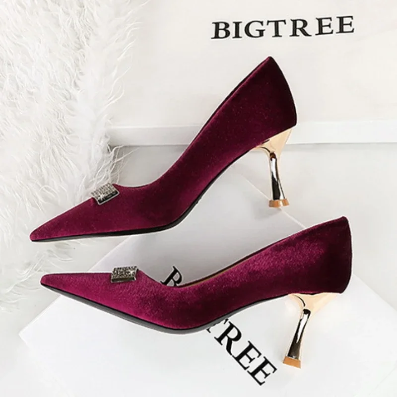 BIGTREE Shoes Metal Decoration Women Pumps Rhinestone Kitten Heels 7Cm Velvet Ladies Shoes Luxury Banquet Shoes Zapatos De Mujer