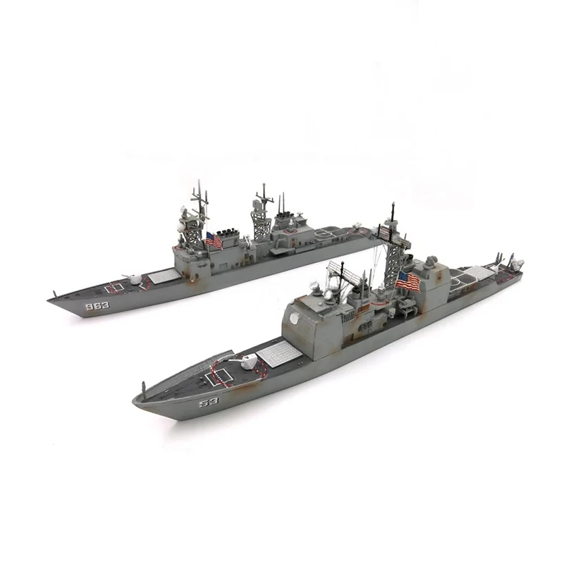 

1Set Missile Cruiser Model 1/700 Scale Plastic Assembly Kit Simulation Warship Destroyer Mould for DIY Handmade Toys Display