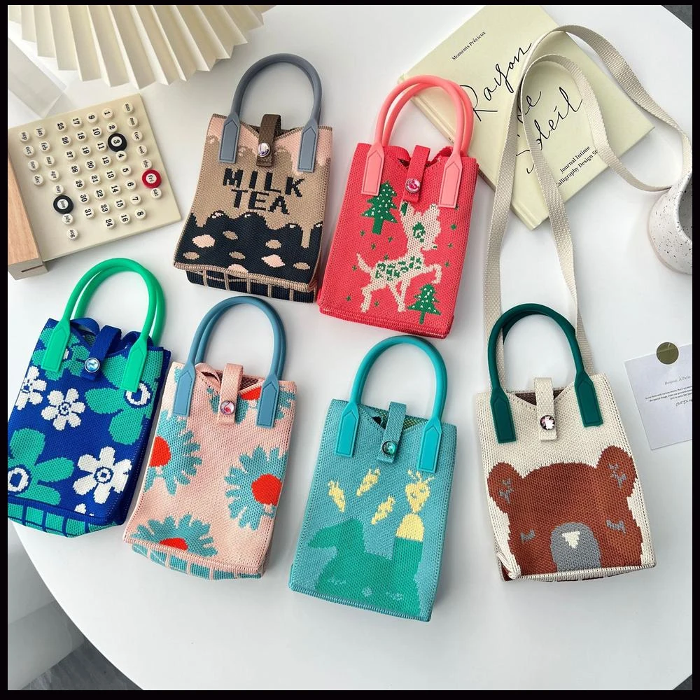 Women Summer Mini Shoulder Bag Cute Cartoon Mobile Phone Bag Student Messenger Bag Knitted Handbag Key Holder Lipsticks Pouch