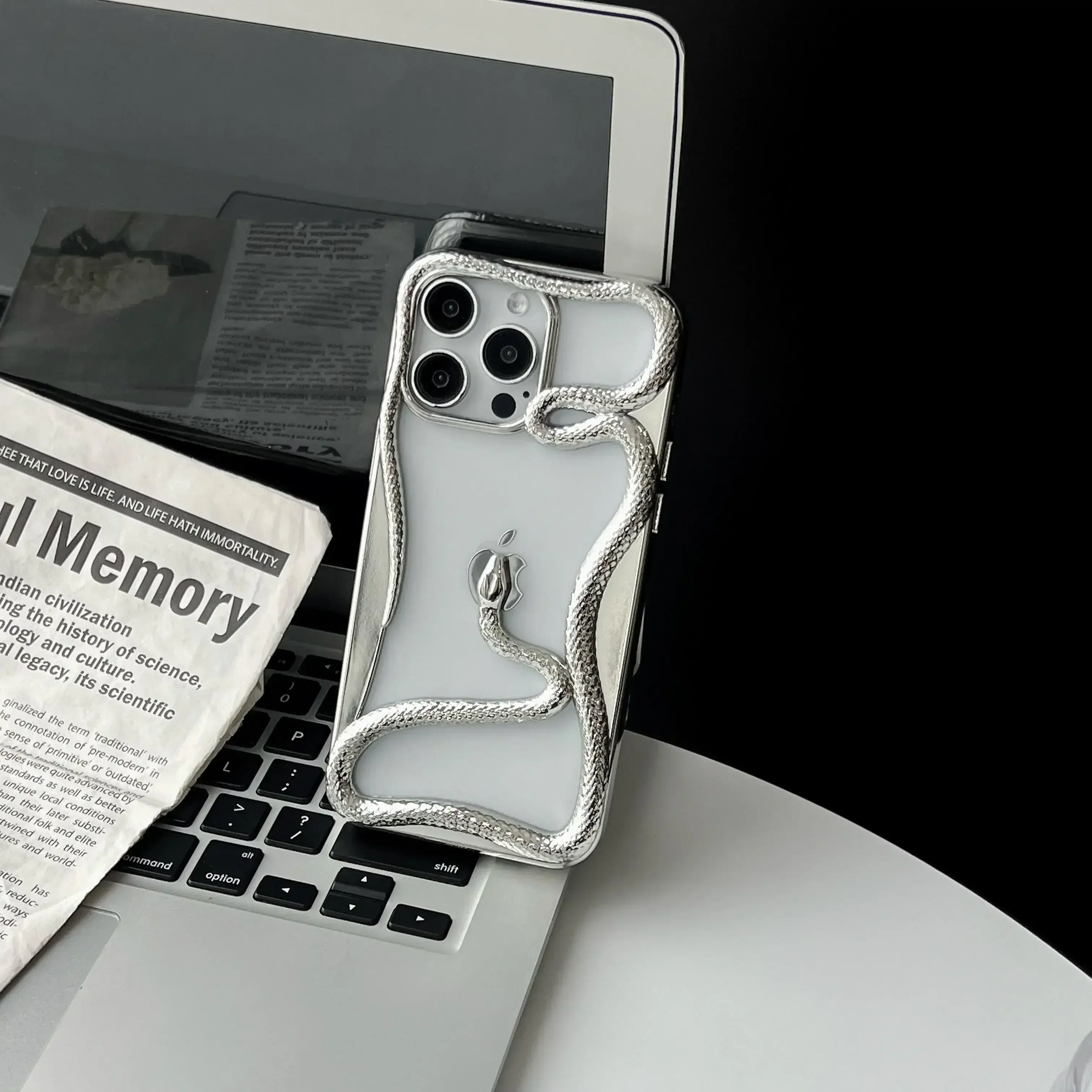 Içi boş yılan kaplama telefon kılıfı için iPhone 11 12 13 14 15 16 Pro Max 16Pro 15Pro ısı dağılımı galvanik TPU yumuşak kapak