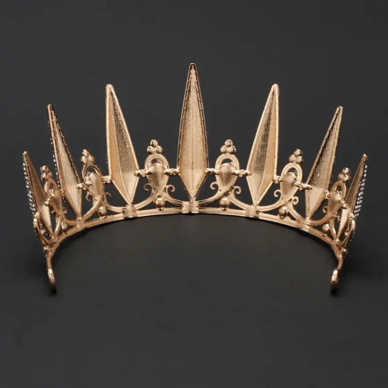 女性のためのゴシッククラウンティアラ,黒の女王のティアラと王冠,魔女の衣装,結婚式のためのパーティーアクセサリー,ハロウィーンのプロム