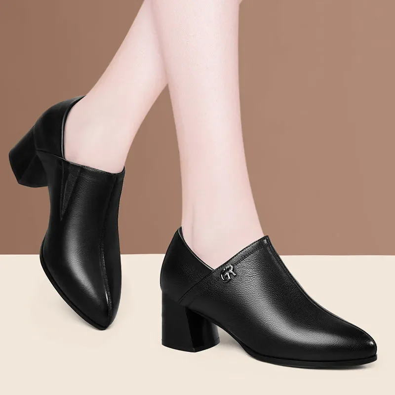 Botas Femininas Women Cute Black Patent Leather Comfort Slip on Ankle Heel Boots Lady Cool Spring Autumn Elegant Heel Shoes A242