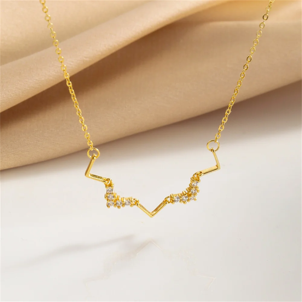 

Корейское женское V-образное ожерелье в форме сердца, стерлинговое серебро S925, нишевая цепочка для свитера с изысканным темпераментом