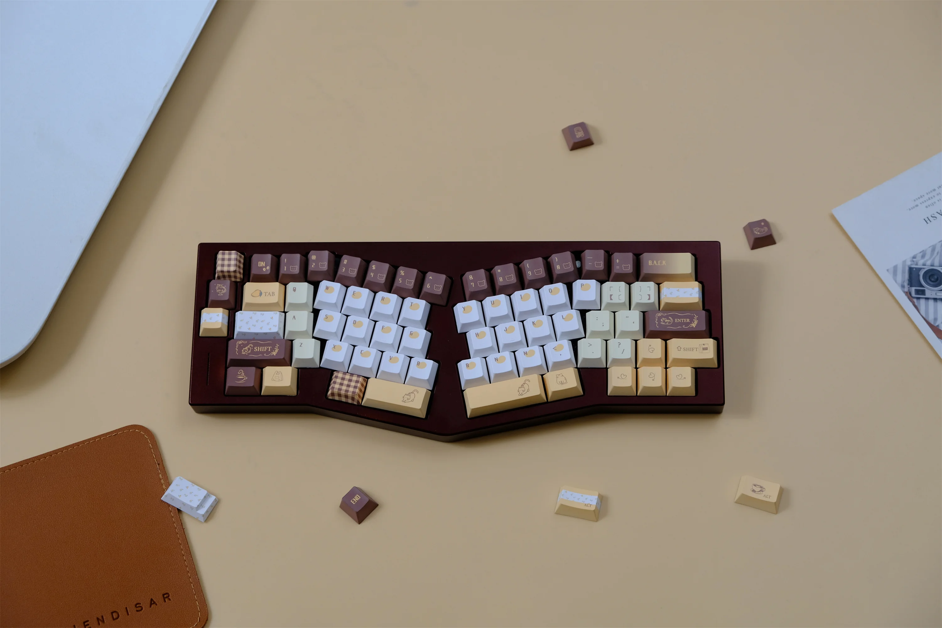 Keycaps Mango Latte 144 Tombol Bahan PBT Profil Cherry DYE-SUB Personalisasi Wooting Untuk Keyboard Mekanik CHERRY MX Switch