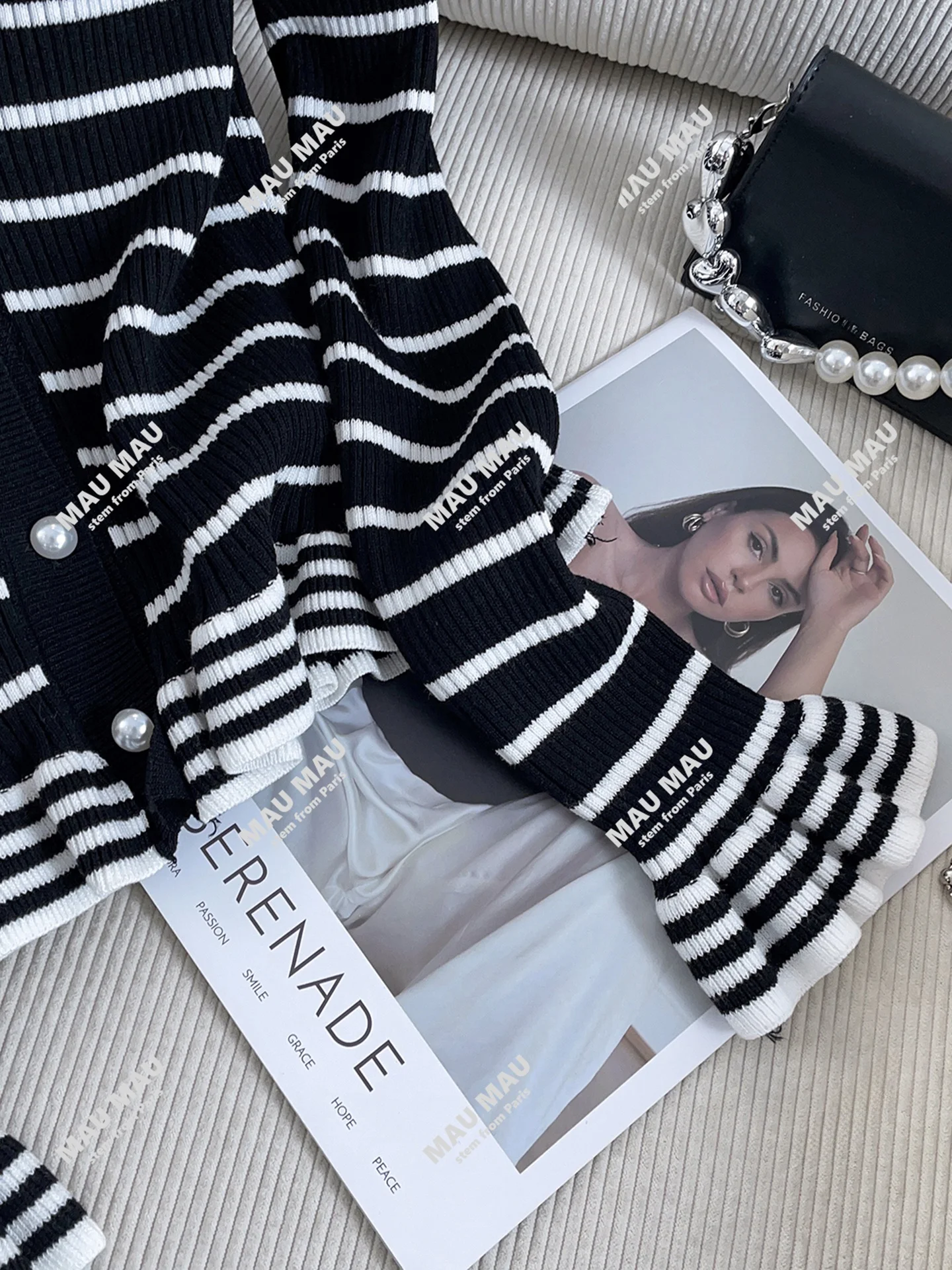 

High-End Women's Knitted V-Ne Striped Svel Cardigan Autumn Faion Commute Sle Regular Fit Soft Medium-Length Long ...