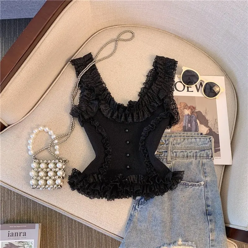 Pure and sexy lace camisole for women, 2026 summer new style, niche sweet inner layer top.