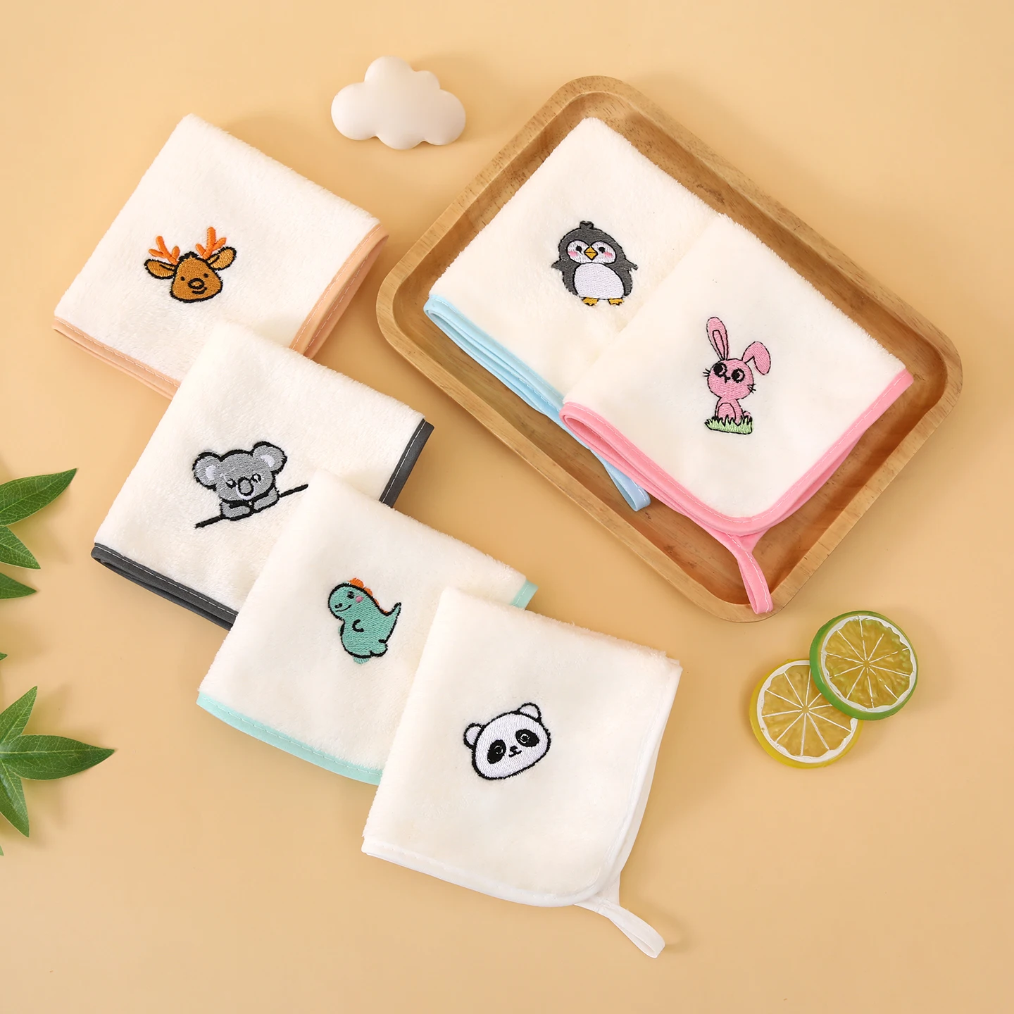 6-pack of hanging children's face wash small towels, cute cartoon design, soft and thick, highly absorbent and no shedding