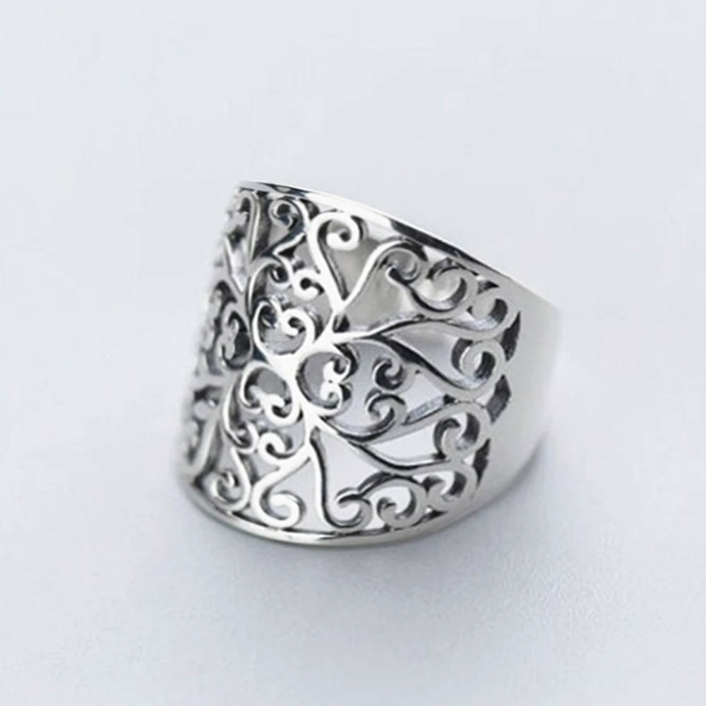 Huitan Vintage Hollow-out Women Finger Rings Silver Color Daily Wear Temperament Aesthetic Lady\'s Accessories Gift Wide Rings