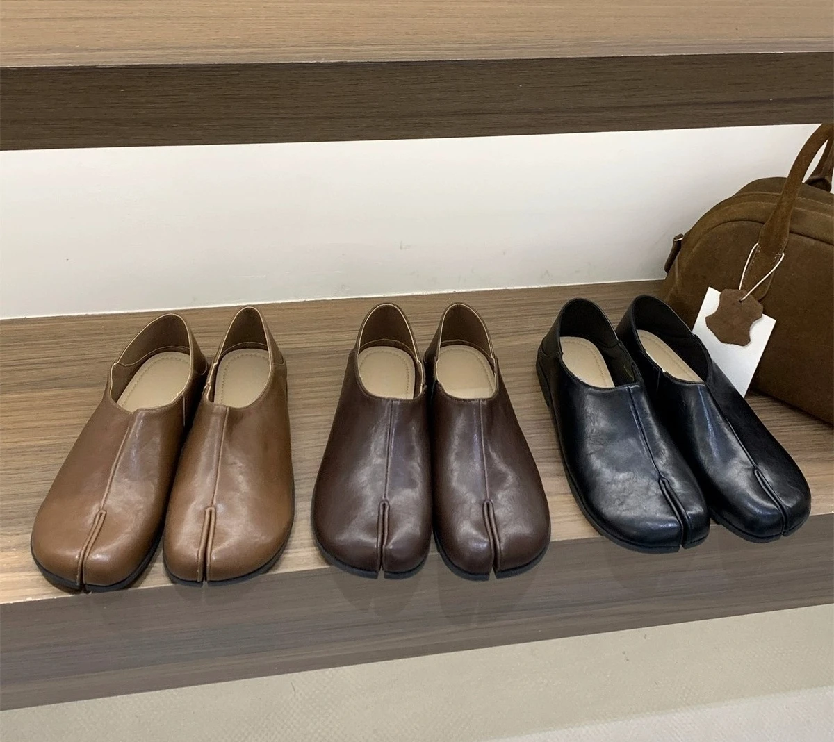 Flat-bottomed split-toed pig's trotters, single shoes, women's shoes, new spring and autumn one-pedal