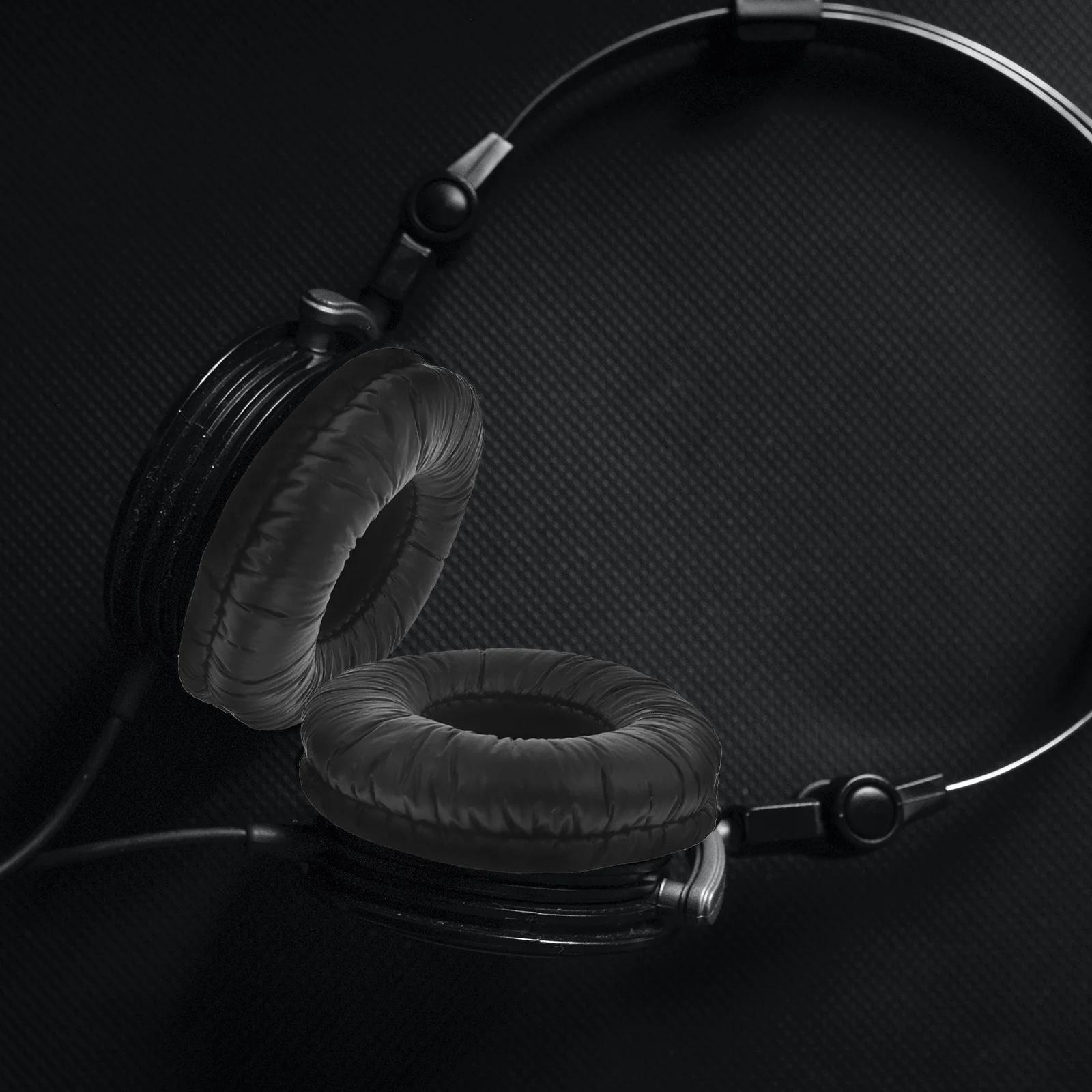 

2Pcs Headphone Ear Pads Replacement Soft PU Sponge Mesh Cushion Protective Covers Compatible for Sony 50Mm Headphones Ear