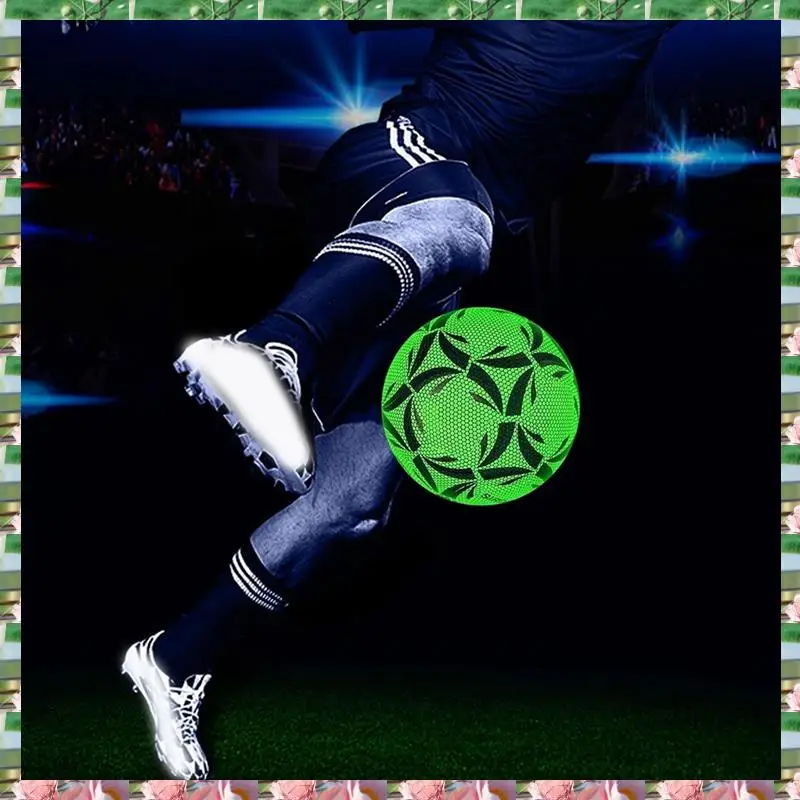 

Size 4 Children's Football Dazzling Glow In The Dark Training And Game Ball Long-Lasting Brightness