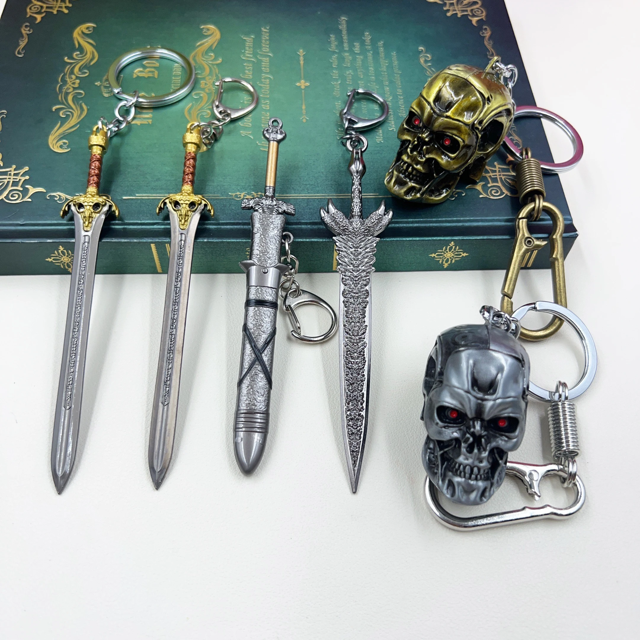 Réplica en miniatura de espada del padre de Conan, espada Atlantean de Metal a escala 1:6 coleccionable, llavero modelo de espada demonio totalmente de Metal de 12cm