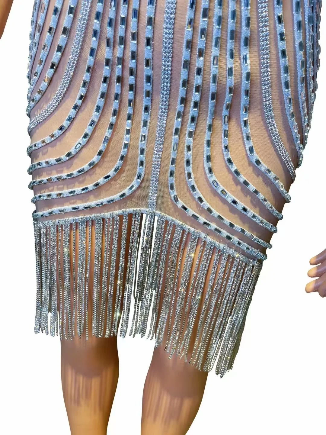 مثير الرقبة الرسن تنورة قصيرة لامعة حجر الراين عيد ميلاد بار أداء اللباس العازبة حزب فساتين مرحلة الأداء فساتين