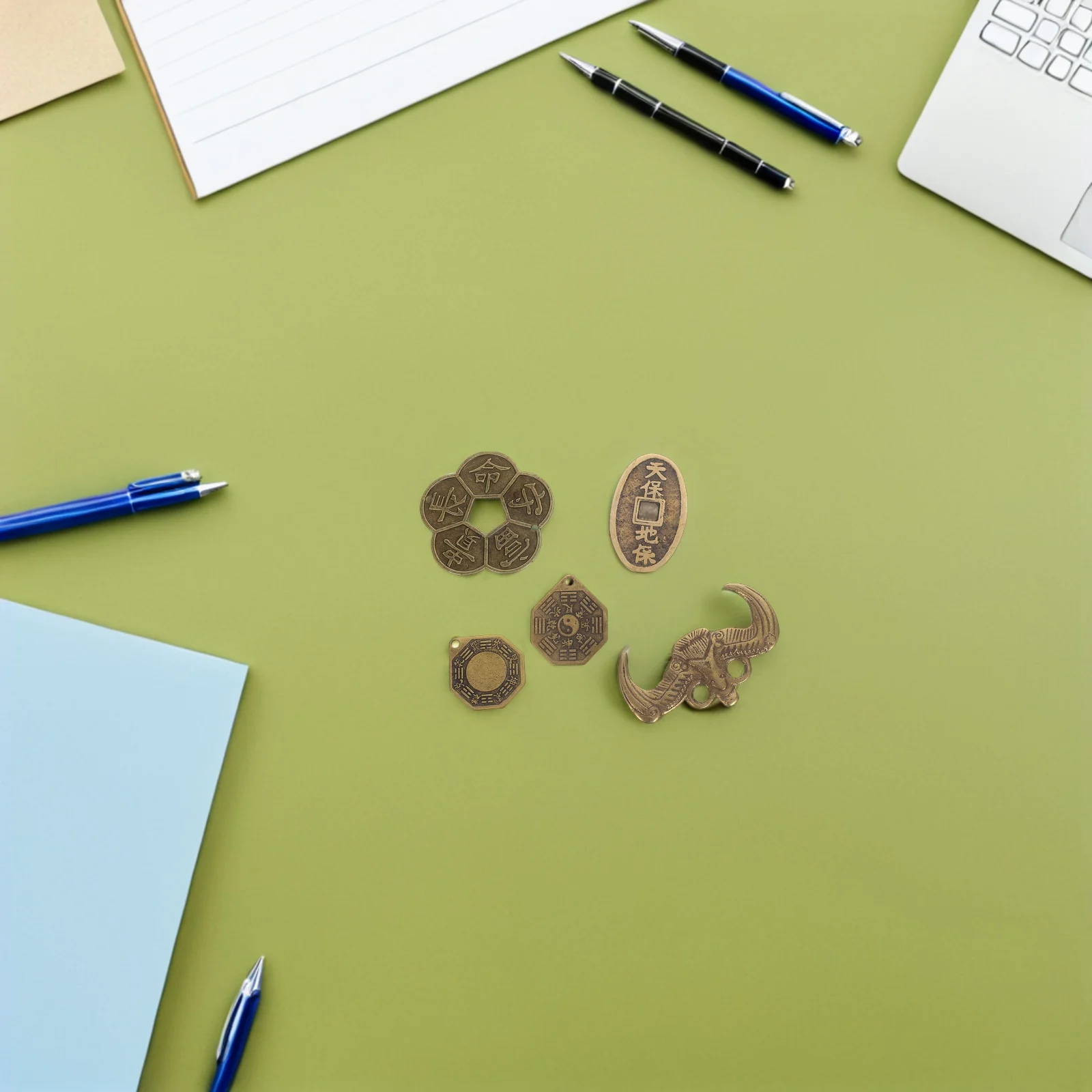 

8 шт. китайских монет фэн-шуй, древние латунные монеты для привлечения богатства, удачи, счастия, декоративные, для гадания, китайская монета