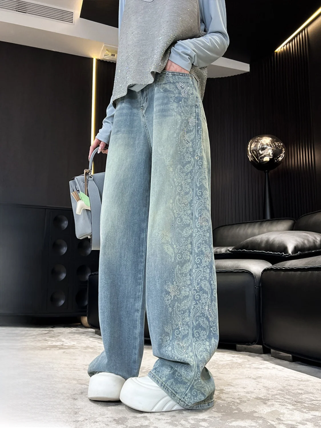 

Весна 2026: Женские джинсы с богатой отделкой и узором «Цветы грецкого ореха», свободные, модные, стройнящие брюки с завышенной талией