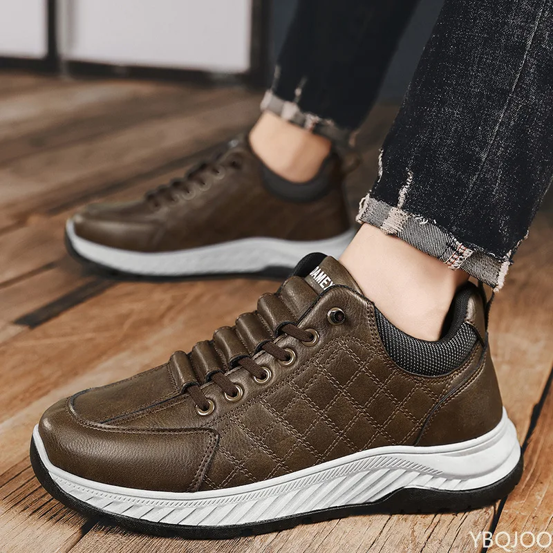 أحذية رياضية مريحة جديدة لربيع وخريف أحذية رجالية مقاومة للانزلاق ومقاومة للاهتراء أحذية رياضية رجالية عصرية متعددة الاستخدامات