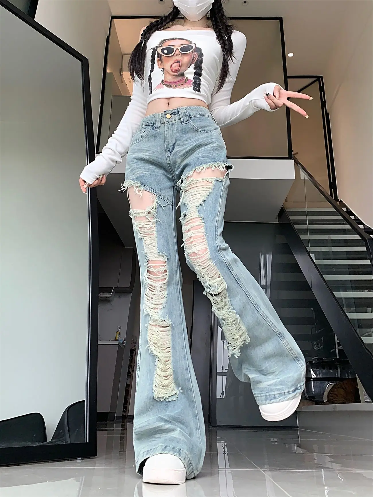 

Y2K Джинсовые брюки с высокой талией Рваные джинсы Женские Harajuku Ретро Светло-голубые сексуальные расклешенные джинсы Готические полые широкие джинсовые брюки
