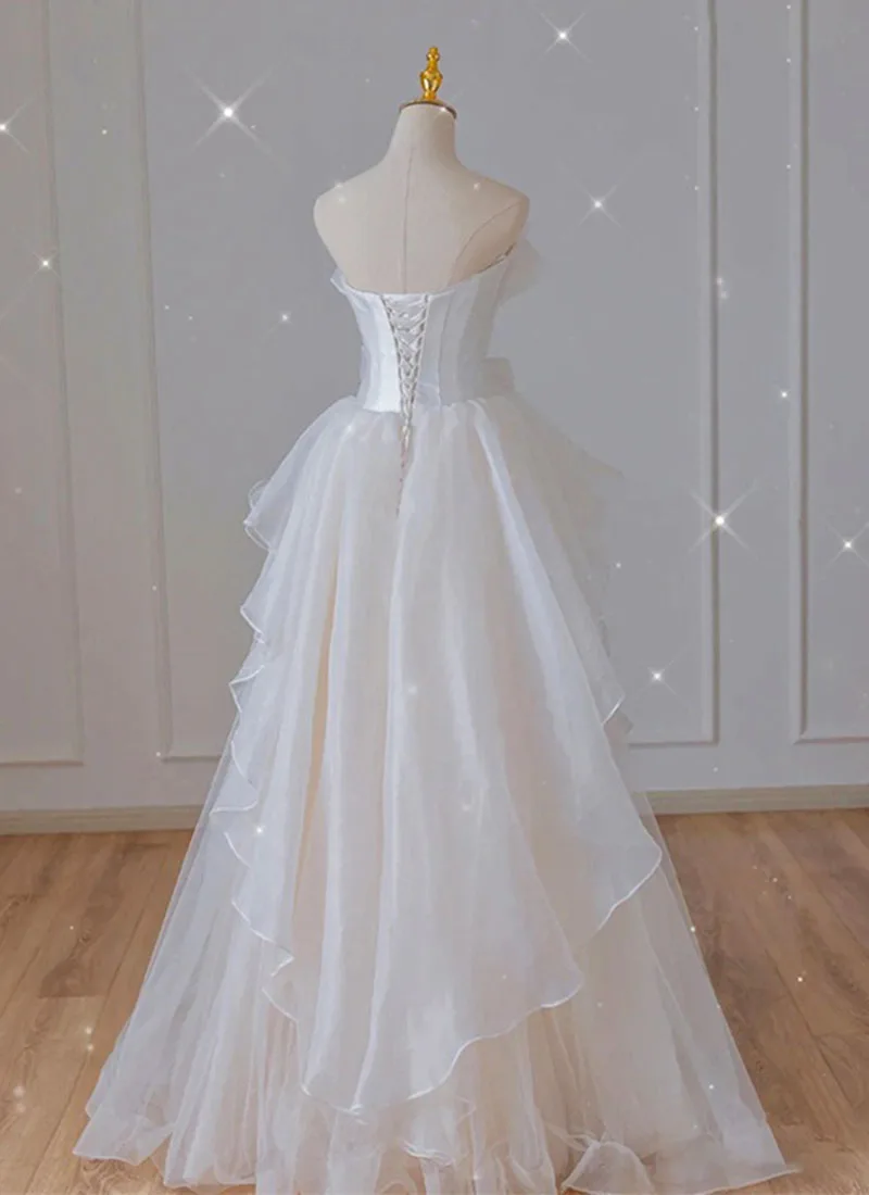 2025, neues Modell, weißes, leichtes Hochzeitskleid im französischen Stil, elegantes, schlichtes, trägerloses Ballkleid, Prinzessin-Vintage-Hochzeitskleid