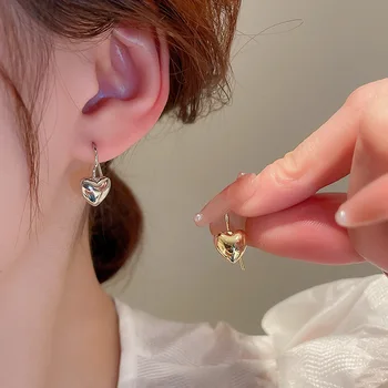 Boucles d'oreilles d'amour en métal, style gothique rétro, esthétique exagérée, cœur creux, goutte d'eau pour Punk girl, accessoires de bijoux Y2K