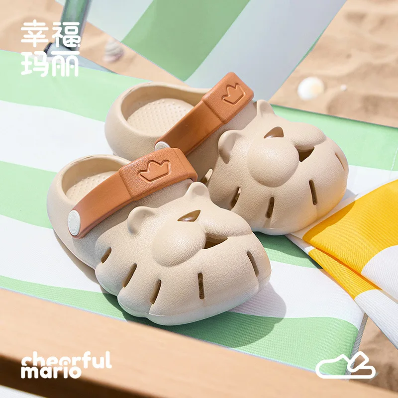 Baby Boys Girls Sandals 2026 New Cartoon Lion Kids Garden Shoes Clogs Summer Outdoor Non Slip EVA Beach Casual Slippers