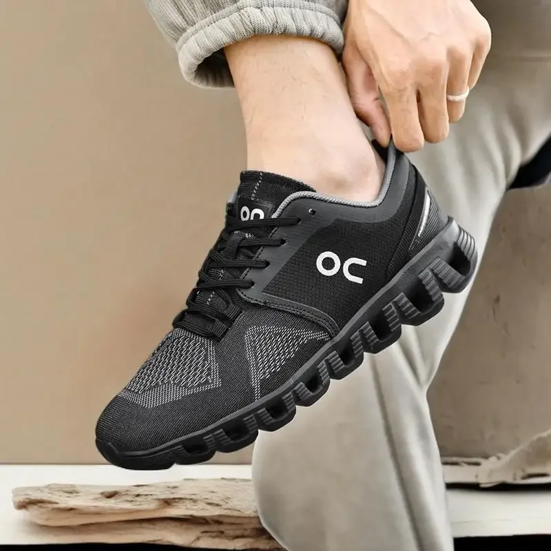 

Classic Sports Sneakers for Men and Women: Retro Running Shoes - Unisex Couple, Trendy Patchwork