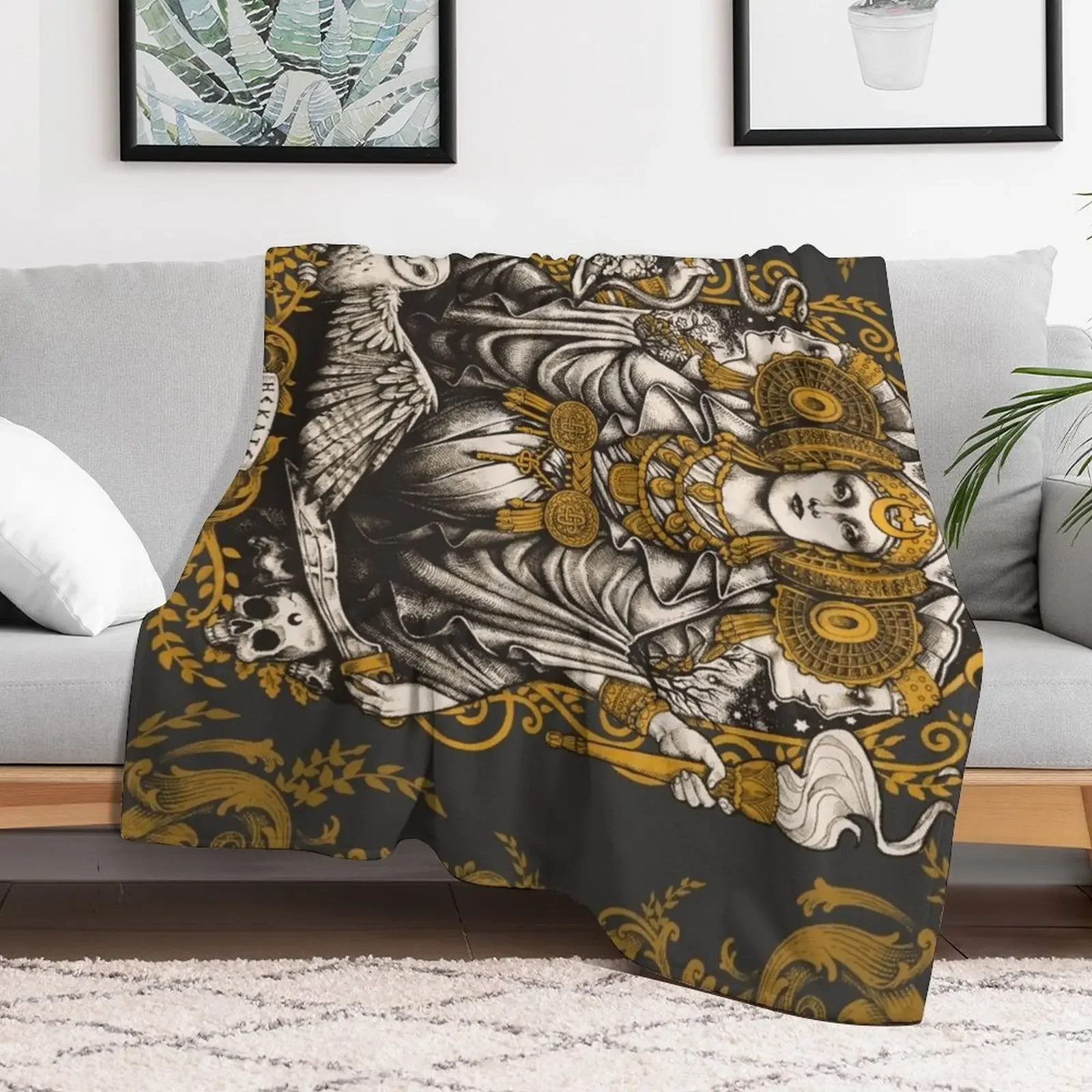 IBERIAN HECATE Throw Blanket Luxury Brand Cute Furry Blankets