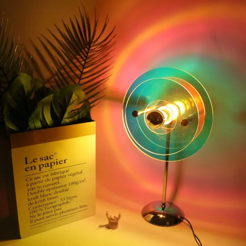 Everbright Store Bauhaus UFO Desk Lamp, Colorful USB Plug-in Night Light, Bedroom Romantic Atmosphere Desk Lamp