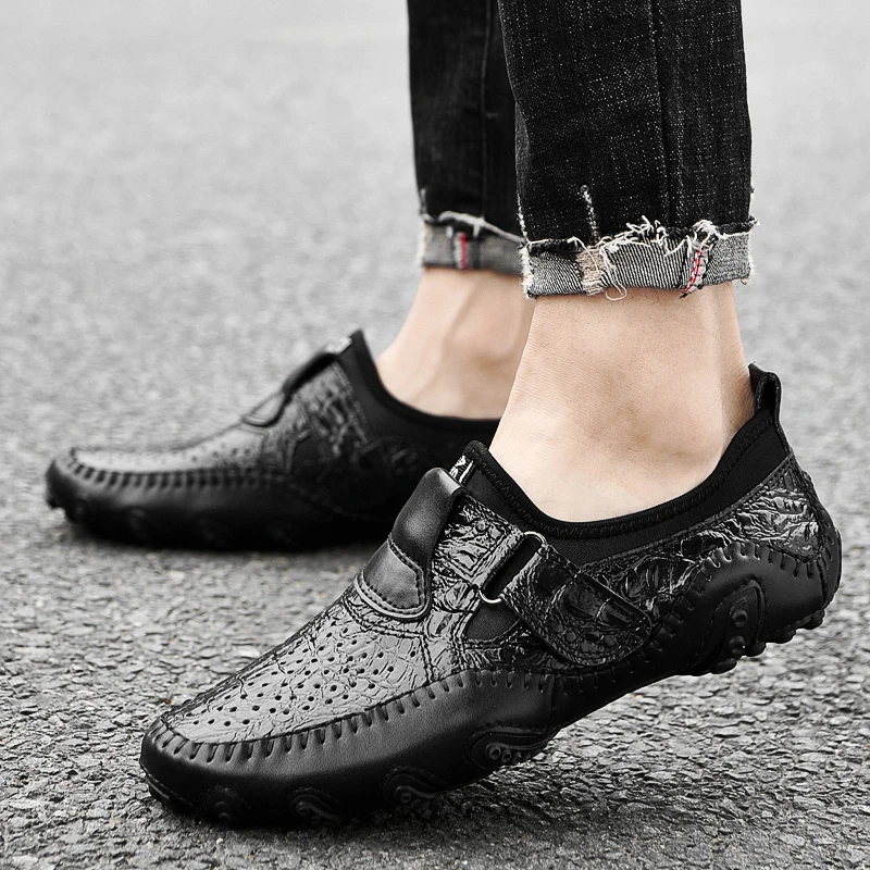 

Men's Leather Crocodile Patterned Bean Shoes Hollow Breathable Large Size Octopus Shoes Brand Full Grain Leather Men Dress Shoes