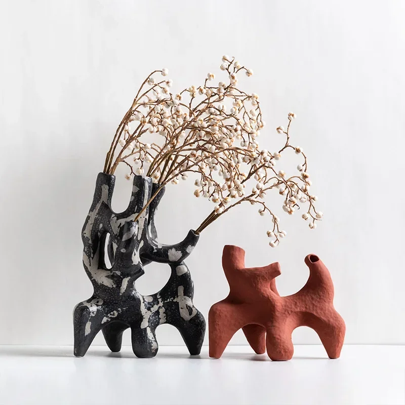 

Twisted Shape Modern Ceramic Vase Flower Pots Desk Decoration Flowers Arrangement Distort Floral Vases Room Aesthetic Decor