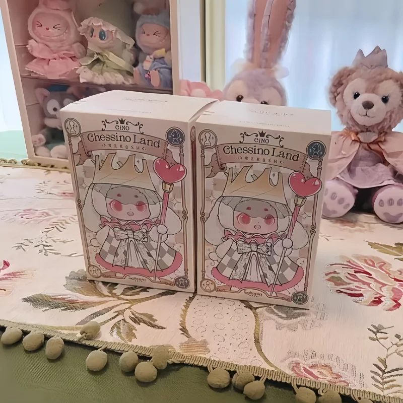 Caja ciega genuina de la serie Cino Chessino Land, juguete encantador de moda, muñecas de vinilo, caja misteriosa de estilo de ajedrez, regalo coleccionable