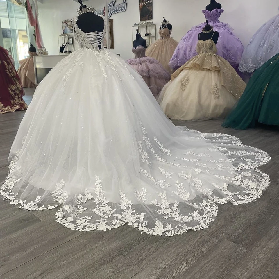 Robe de mariée de luxe à col en V avec appliques de paillettes, robe de Rh, longueur au sol, train de balayage, fibtulle, robe de Quinceanera à lacets, 2023