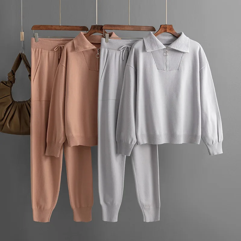 

Женский комплект свитера с воротником, осень/зима, зарубежная торговля, женская одежда, 2025 г., модный повседневный вязаный комплект свободного кроя, повседневный комплект из двух предметов