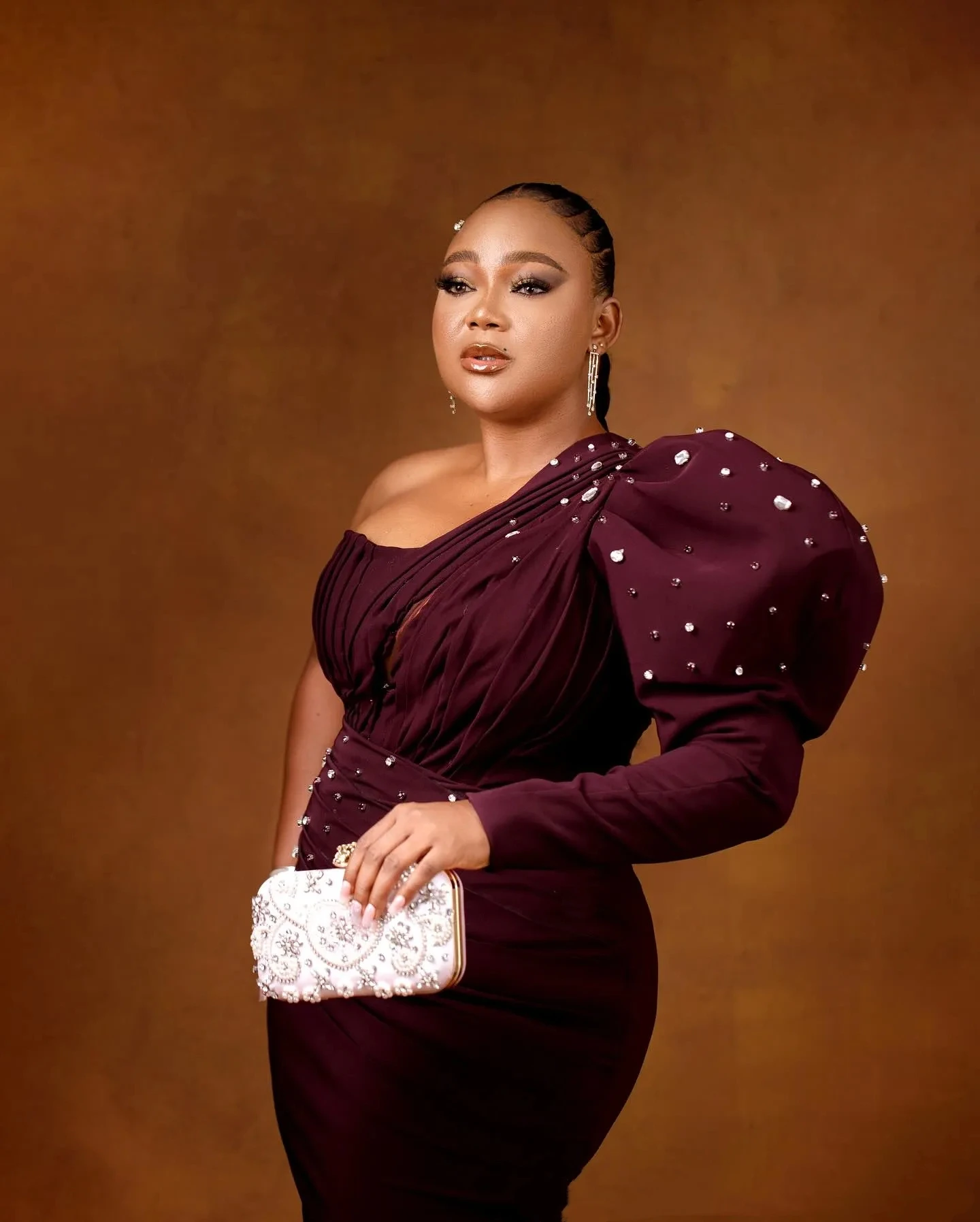 Robe de bal élégante et personnalisée, asymétrique épaule dénudée, manches longues, plissée, cristal, magnifique robe de fête d'anniversaire sirène