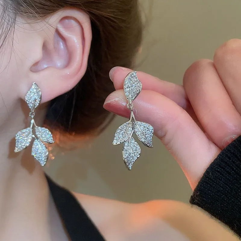 925 Silver Needle Korean Fashion Crystal Leaf Drop Earrings For Women Jewelry 2026 Trending New Luxury Vintage Leaves Earrings