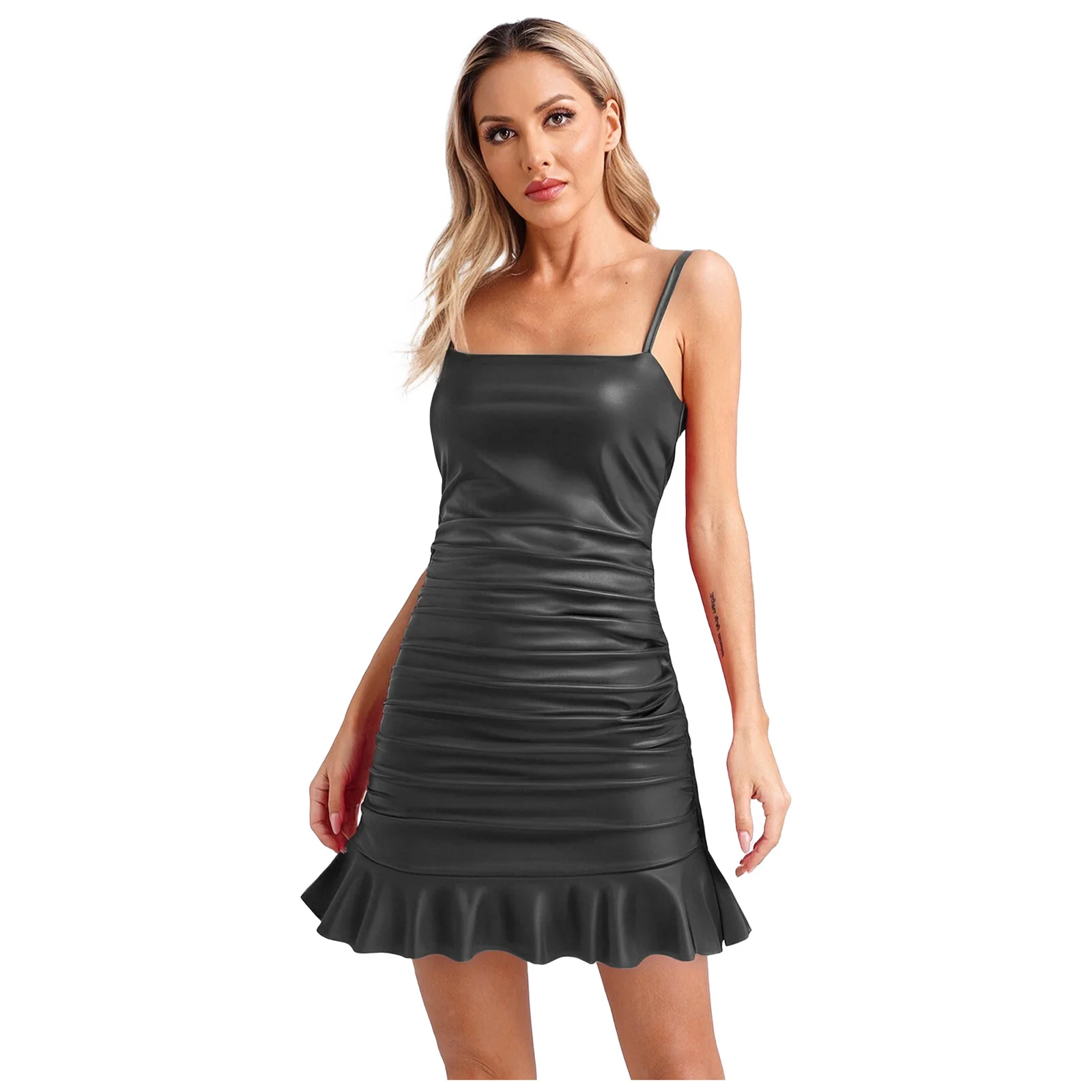 حار المرأة لينة بولي Leather الجلود فستان قصير الجانب Ruched تكدرت هيم Bodycon فستان بكتافة السباغيتي حزام نادي الحفلات فستان عالي المظهر
