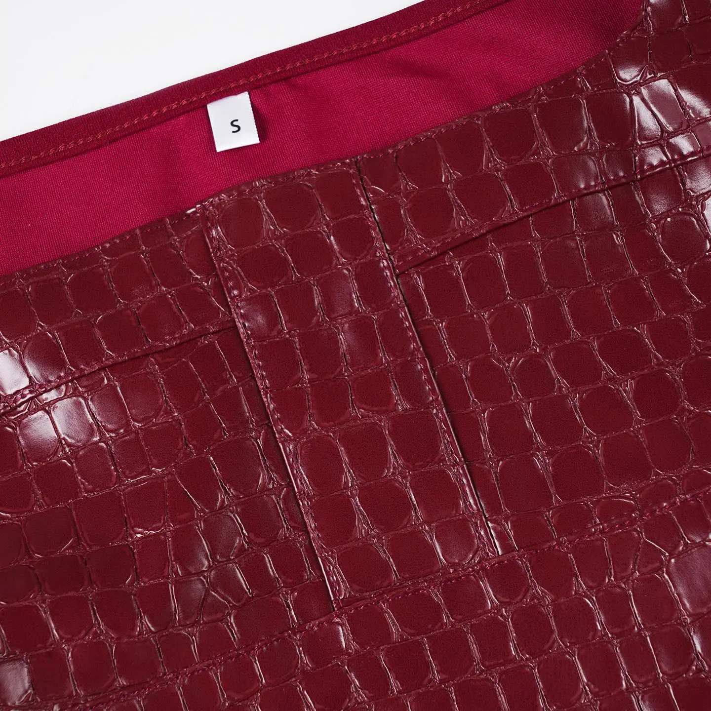 レディース Y2K PUレザー 2ピースセット パンクスタイル スクエアネック バックレス クロップド タンクトップ + ベルト付き ショートパンツ ファッション クラブウェア スーツ