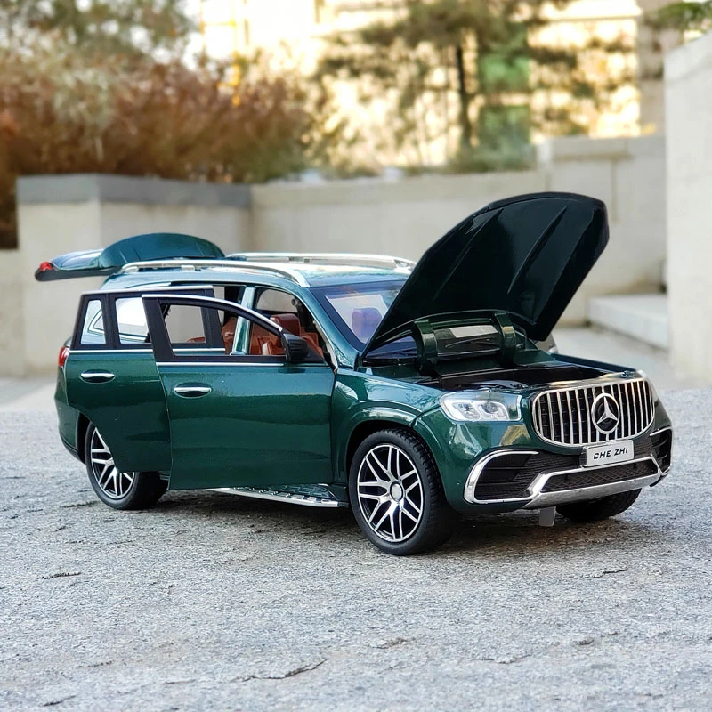 1:24 Mercedes-Benz GLS63 AMG Alloy Model Car Simulation Miniature Metal Vehicle Luxury SUV for Children Toys for Boys A395