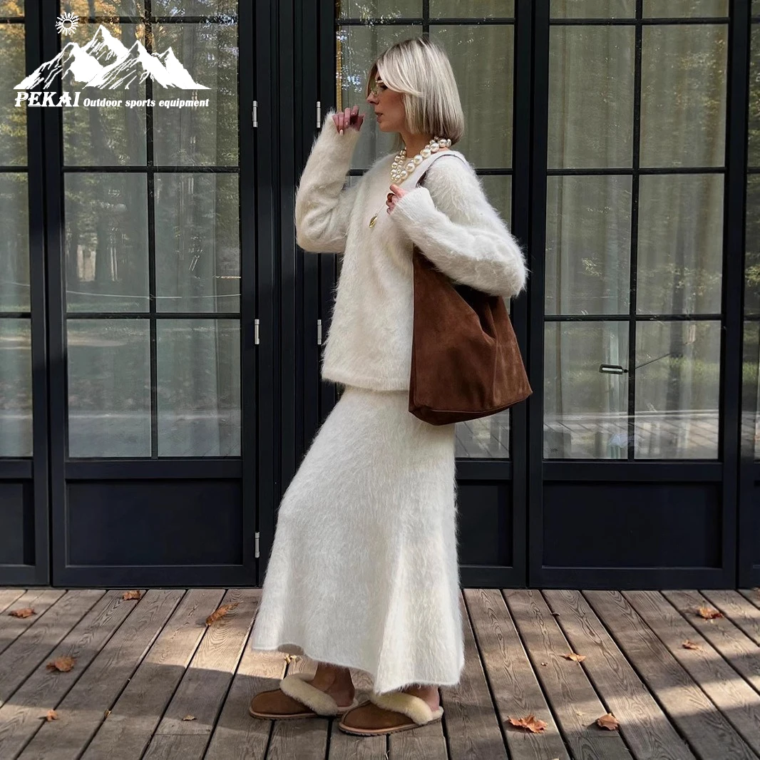 

European and American Autumn and Winter New Fashionable Knitted Two-piece Hoodie and Half Skirt Set