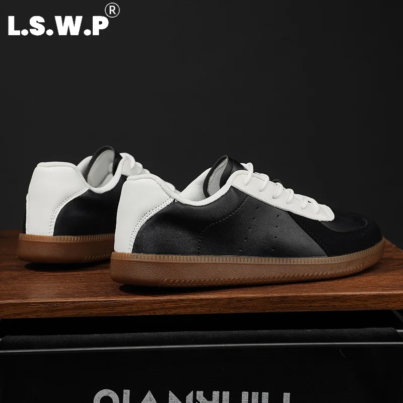 Men's casual shoes Classic Retro Men Casual Board Shoes Color Matching Gum Sole Lightweight Walking Driving Sneakers