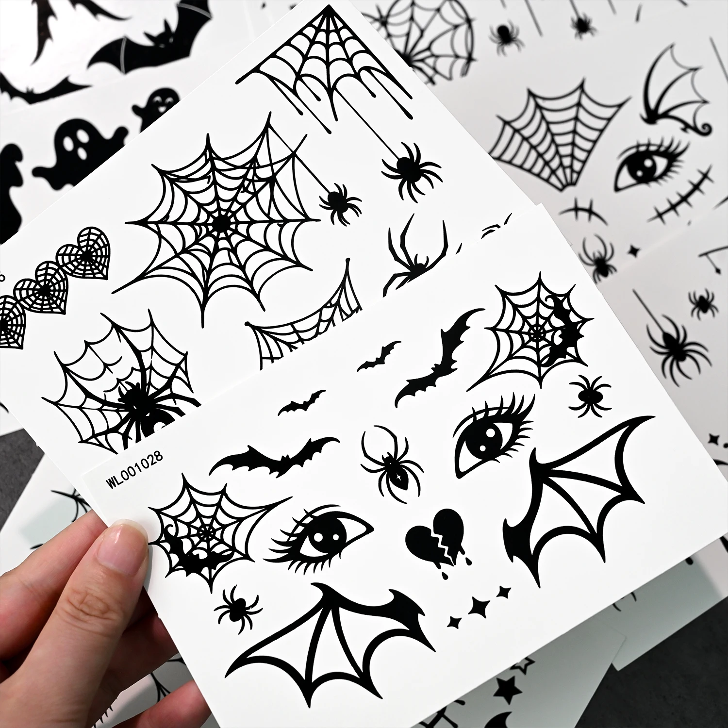 12 Stück Gruselige Halloween-Gesichtstattoos Spinnennetz Fledermaus Skelett Aufkleber Wasserdicht Glitzer Temporäres Tattoo Halloween Cosplay Party * – Detail 7