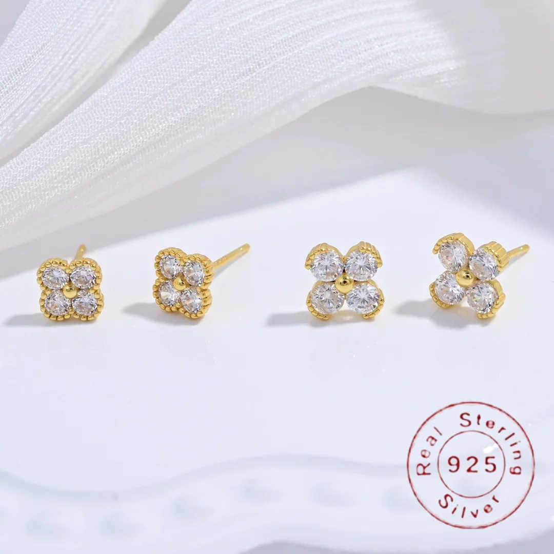 

S925 Sterling Silver Four-Leaf Clover Stud Earrings for Women , Versatile Dainty,Minimalist Unique Earrings Girl gift