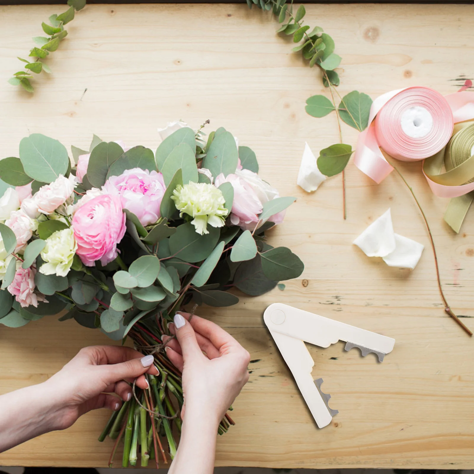 

Thorn Leaf Stripper Rose Stripper Tool Flexible Easy Clean Floral Arrangements Gardening Thorn Remover Leaf Remover Tool