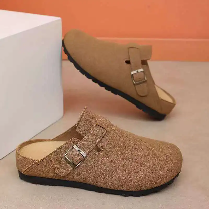 

Тапочки с толстой подошвой и широким носком 2026 года, идеально подходящие для использования на улице, обеспечивающие комфорт, устойчивость к скольжению, долговечность и удобство в носке.