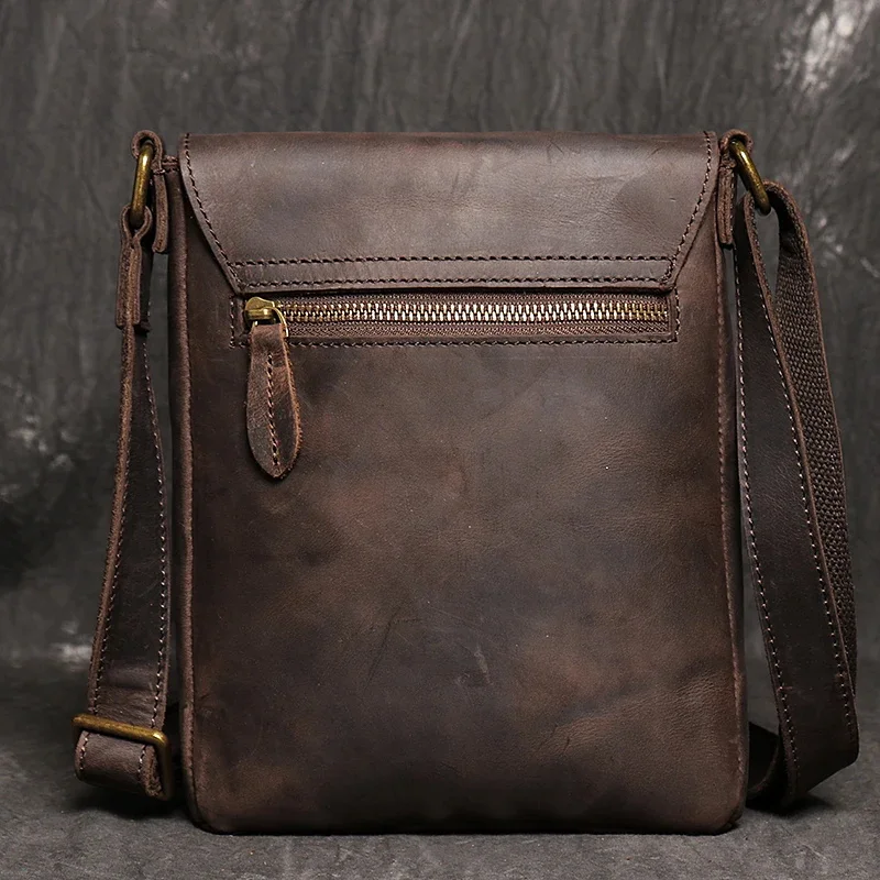 Couro genuíno diário casual bolsa de ombro para homens pequeno marrom escuro vintage saco do mensageiro dos homens novo design de moda sacos estilingue