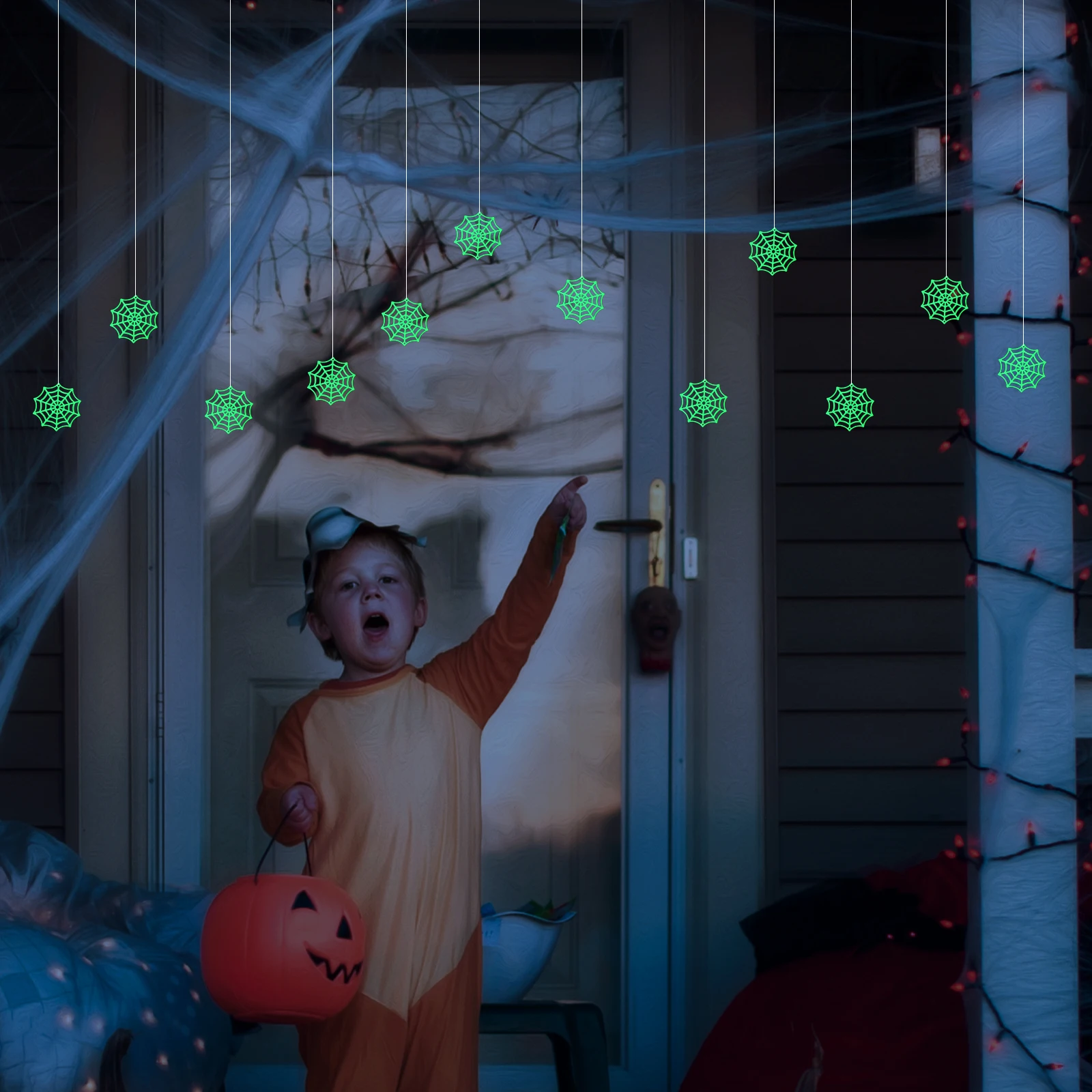 

150Pcs Halloween Spider Web Plastic Cobweb Decoration for Haunted House Halloween Party Supplies Plastic Spider Web